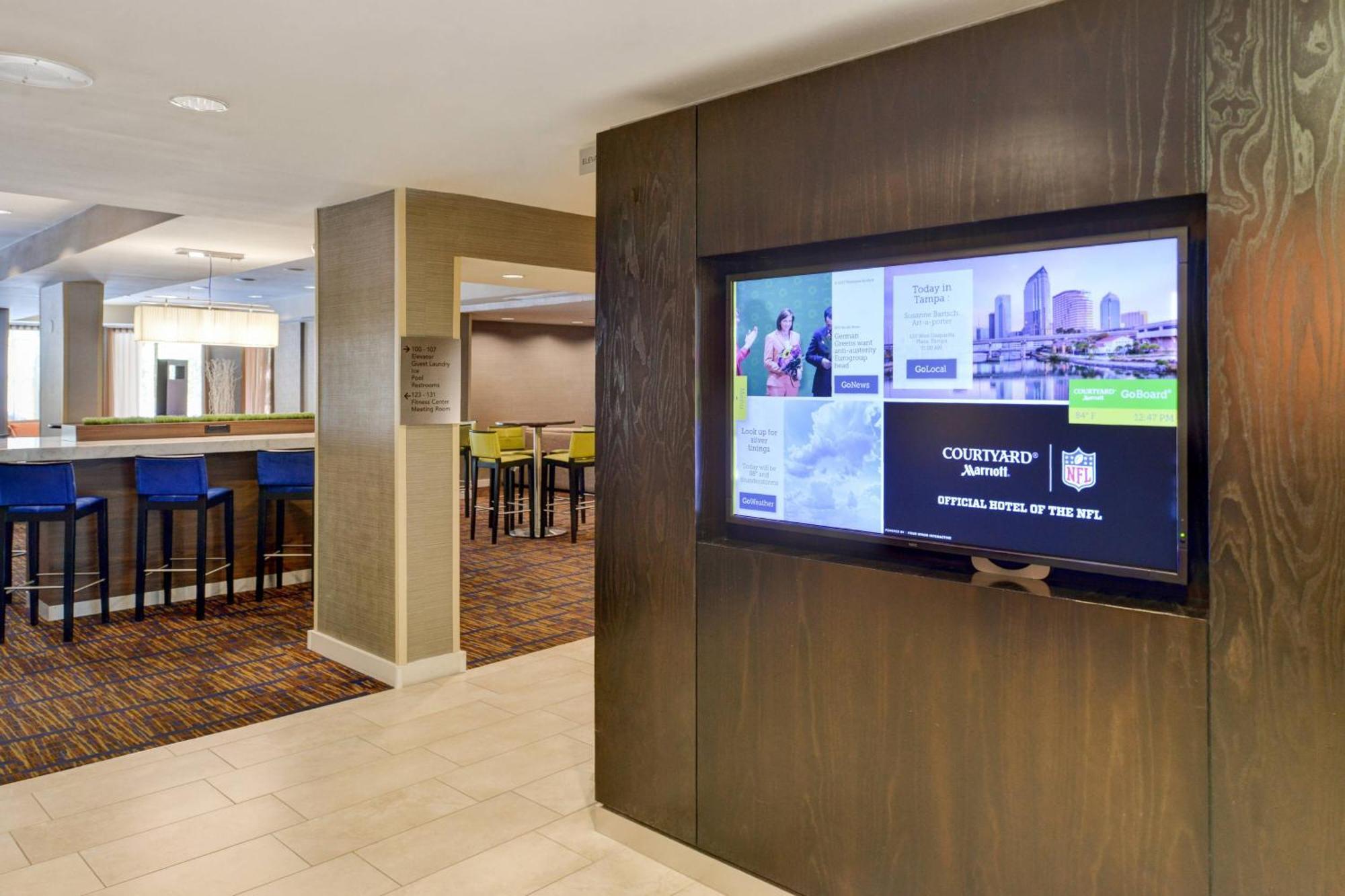 Courtyard Tampa North / I-75 Fletcher Extérieur photo