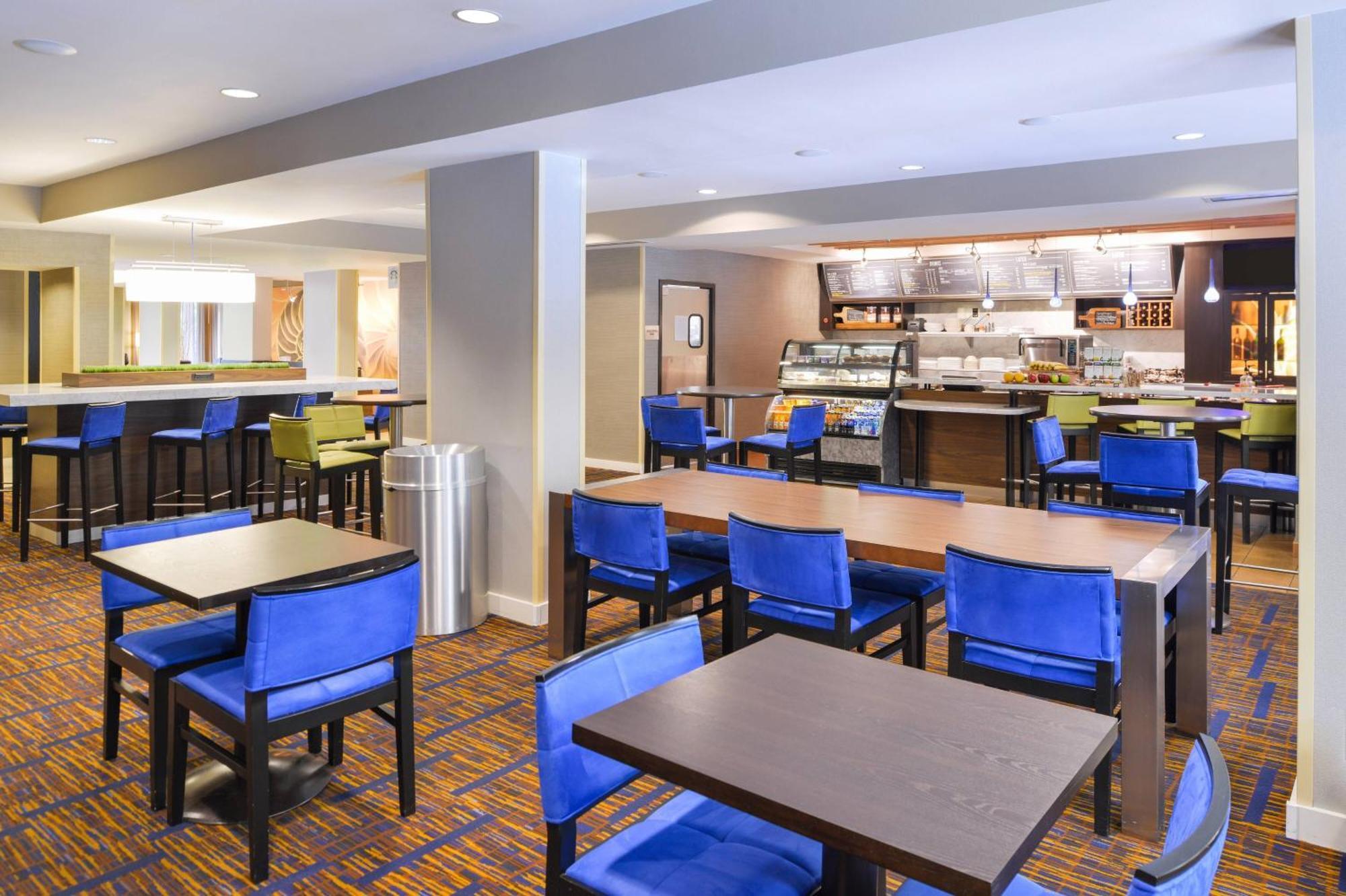 Courtyard Tampa North / I-75 Fletcher Extérieur photo