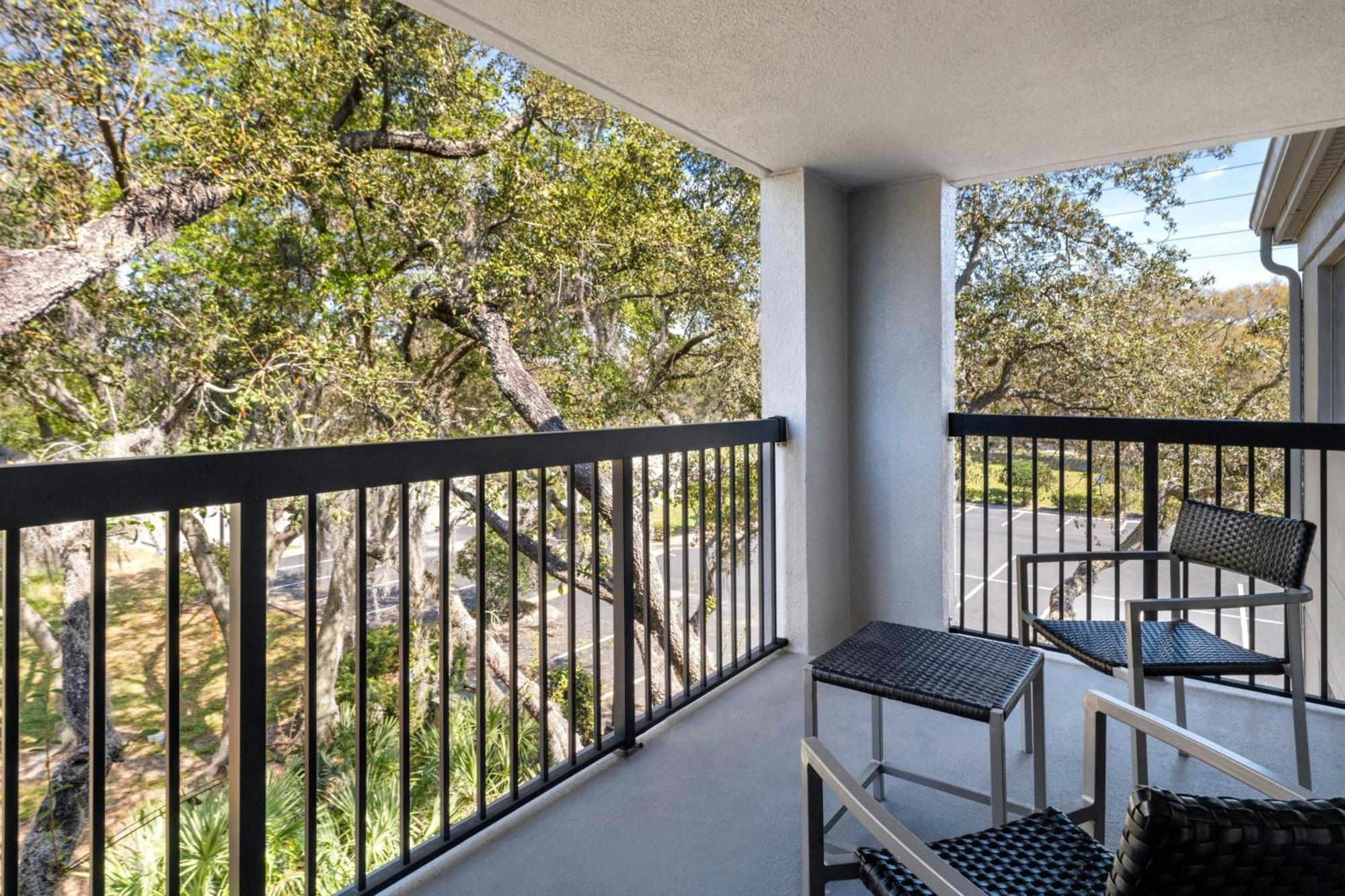 Courtyard Tampa North / I-75 Fletcher Extérieur photo